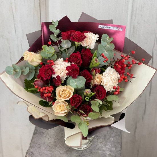 Dance with Me Bouquet with Red Roses